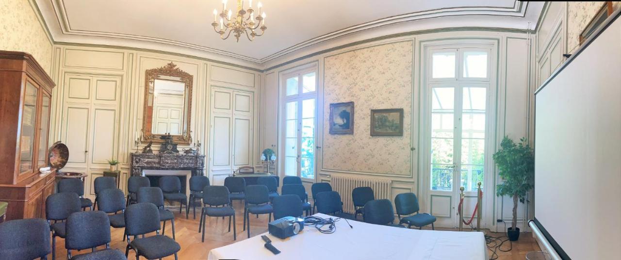 Hotel Château Marith - Etablissement climatisé avec Piscine Clairac  Esterno foto
